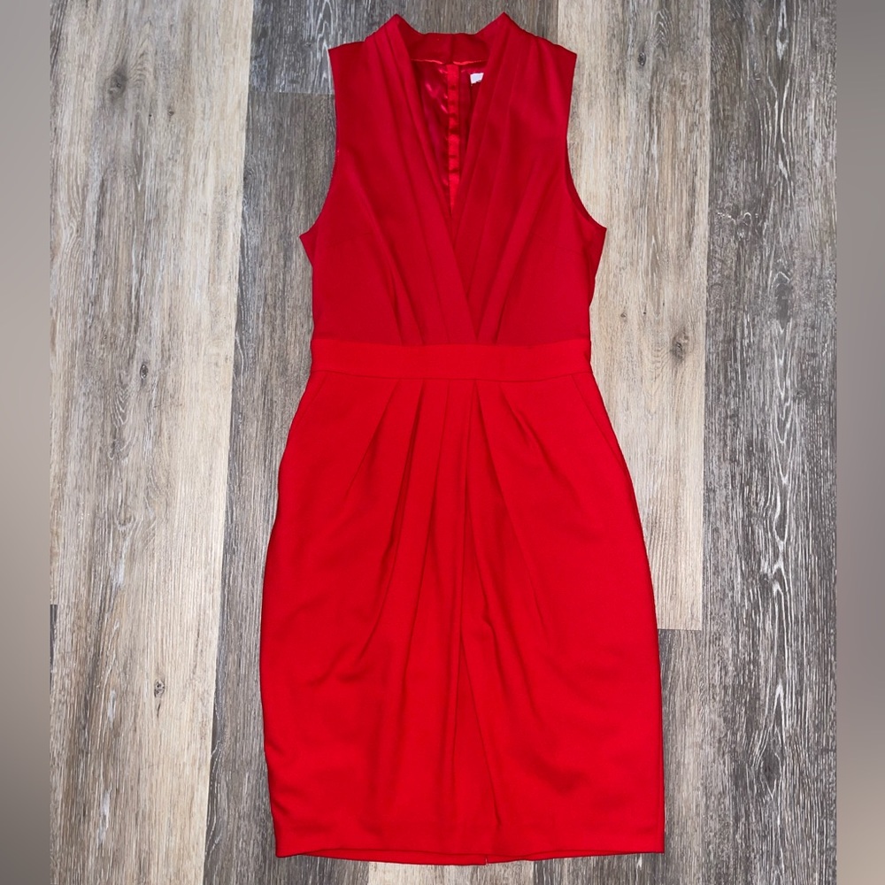 *2/$12* H&M Red Fitted Cocktail Dress. Size 4